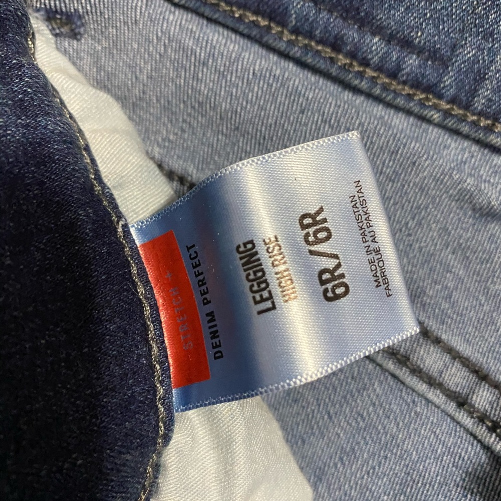 Jeans! - Picture 3 of 4